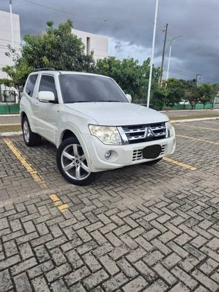 MITSUBISHI PAJERO FULL 3.2 HPE 4X4 16V TURBO INTERCOOLER DIESEL 2P AUTOMÁTICO